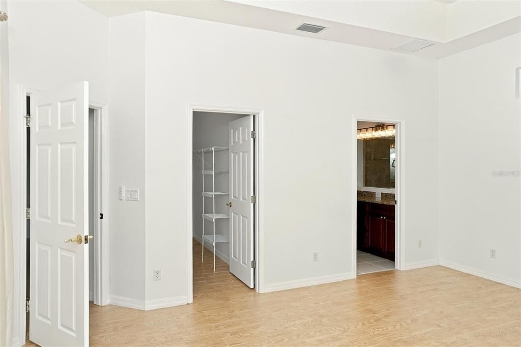 For Rent: $3,750 (3 beds, 2 baths, 2053 Square Feet)