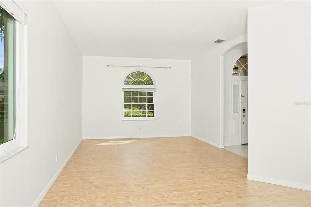 For Rent: $3,750 (3 beds, 2 baths, 2053 Square Feet)