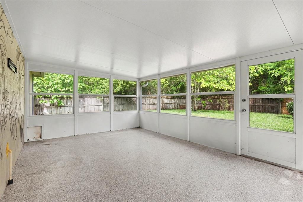 На продажу: $300,000 (3 спален, 2 ванн, 1222 Квадратных фут)