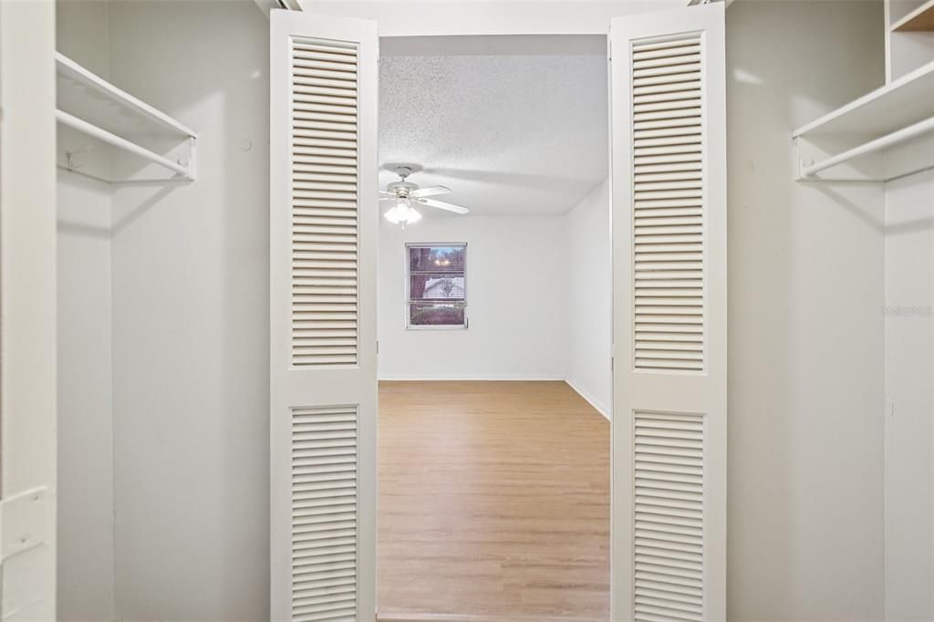 В аренду: $2,300 (2 спален, 2 ванн, 1175 Квадратных фут)