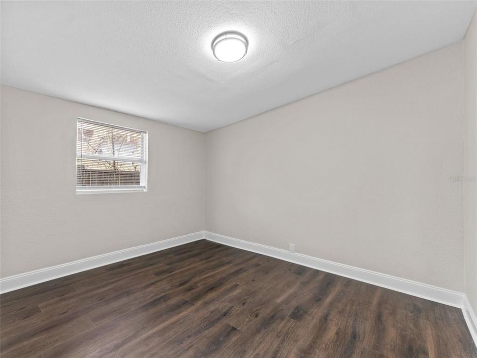 For Rent: $1,795 (3 beds, 1 baths, 1056 Square Feet)