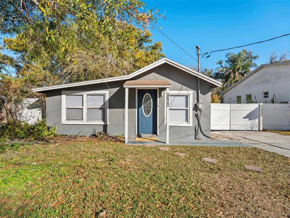 For Rent: $1,795 (3 beds, 1 baths, 1056 Square Feet)
