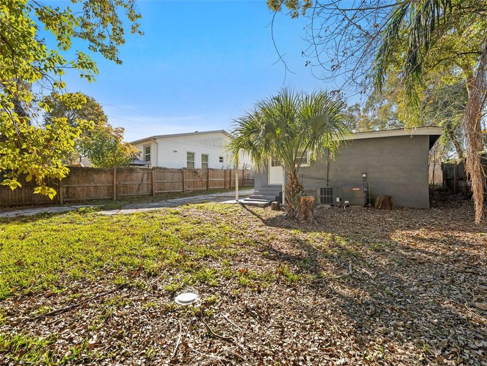 For Rent: $1,795 (3 beds, 1 baths, 1056 Square Feet)