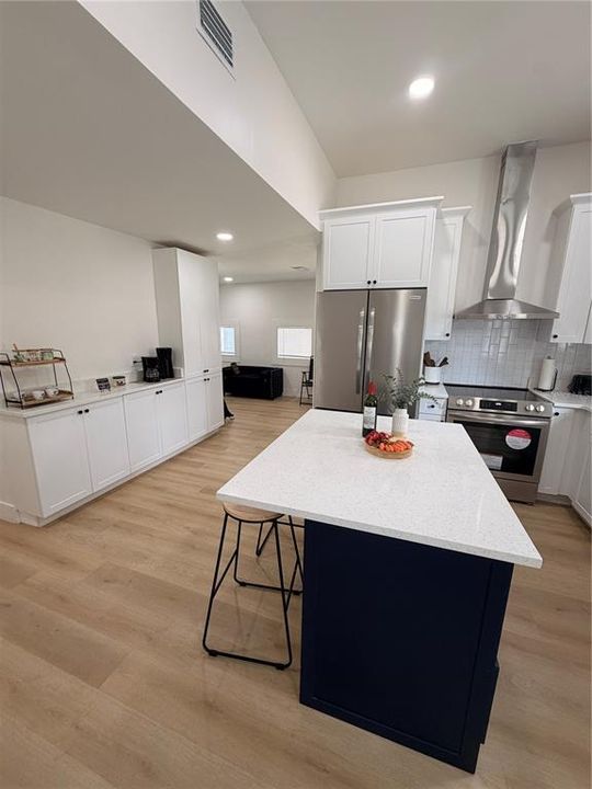 На продажу: $589,999 (3 спален, 3 ванн, 1572 Квадратных фут)
