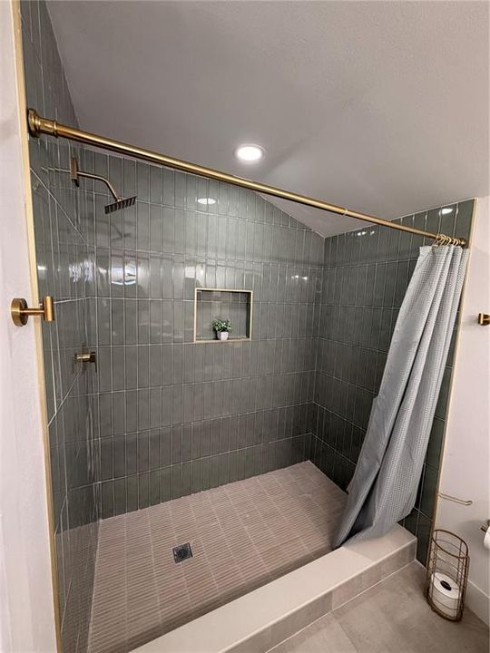 На продажу: $589,999 (3 спален, 3 ванн, 1572 Квадратных фут)