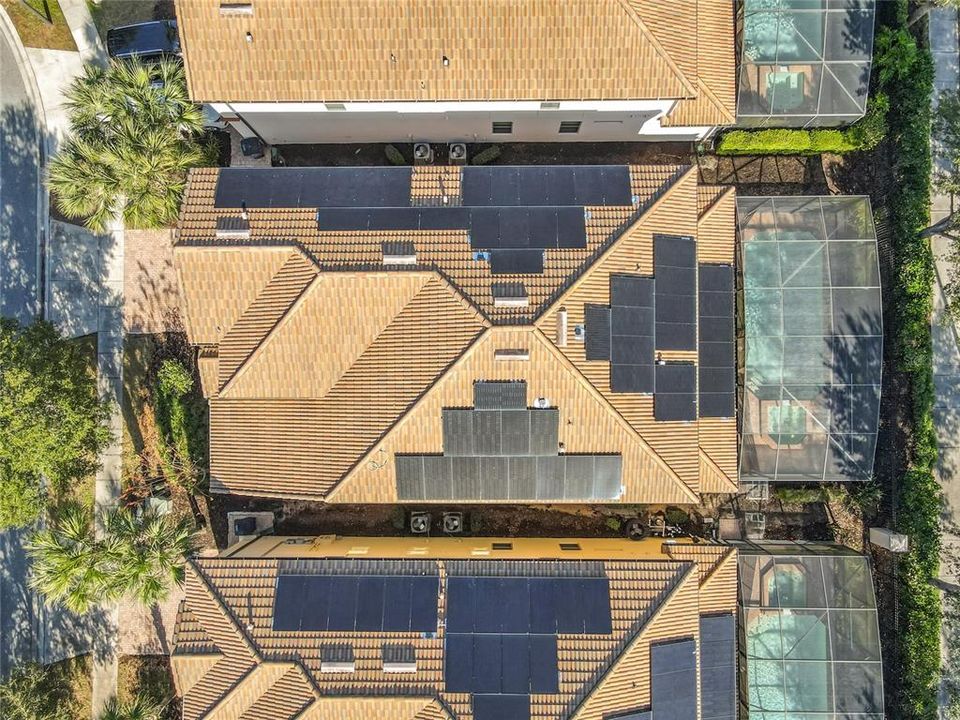 На продажу: $570,000 (8 спален, 6 ванн, 4041 Квадратных фут)