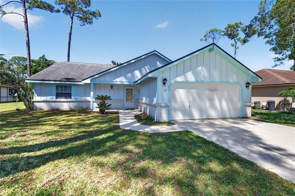 For Sale: $329,000 (3 beds, 2 baths, 1749 Square Feet)