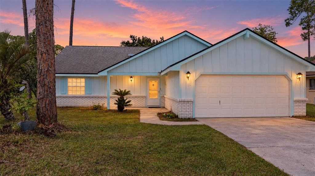 For Sale: $329,000 (3 beds, 2 baths, 1749 Square Feet)
