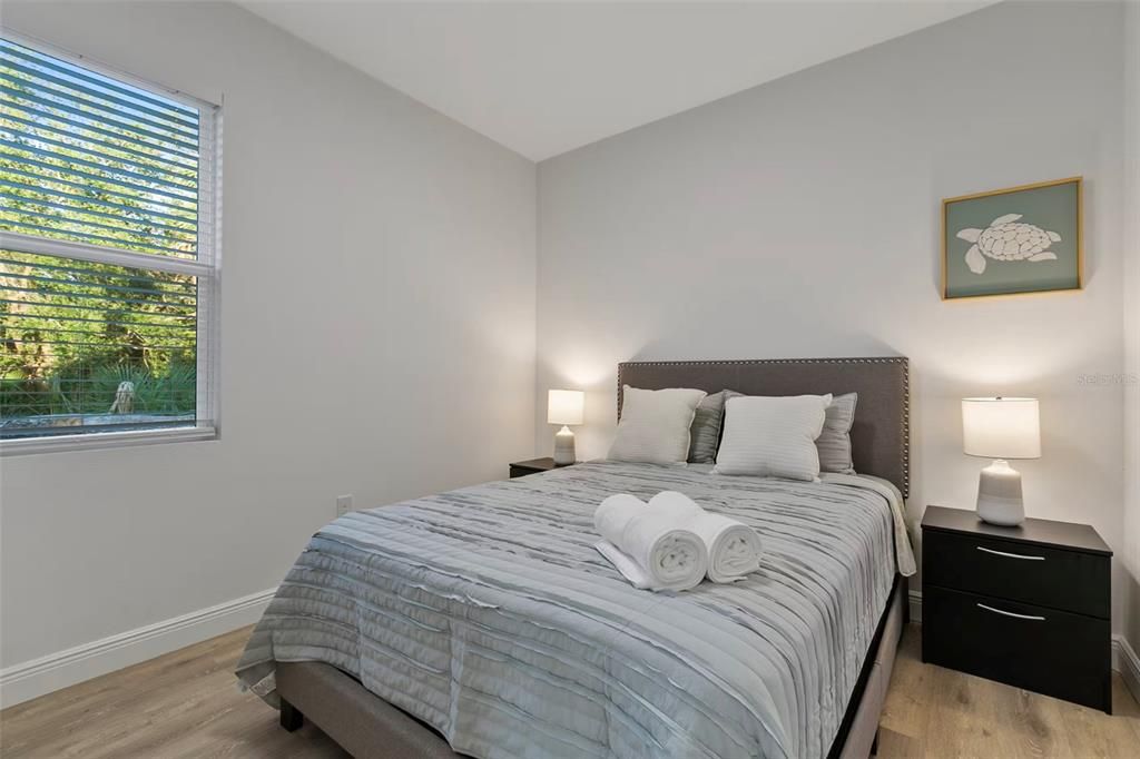 For Sale: $415,000 (4 beds, 2 baths, 1663 Square Feet)