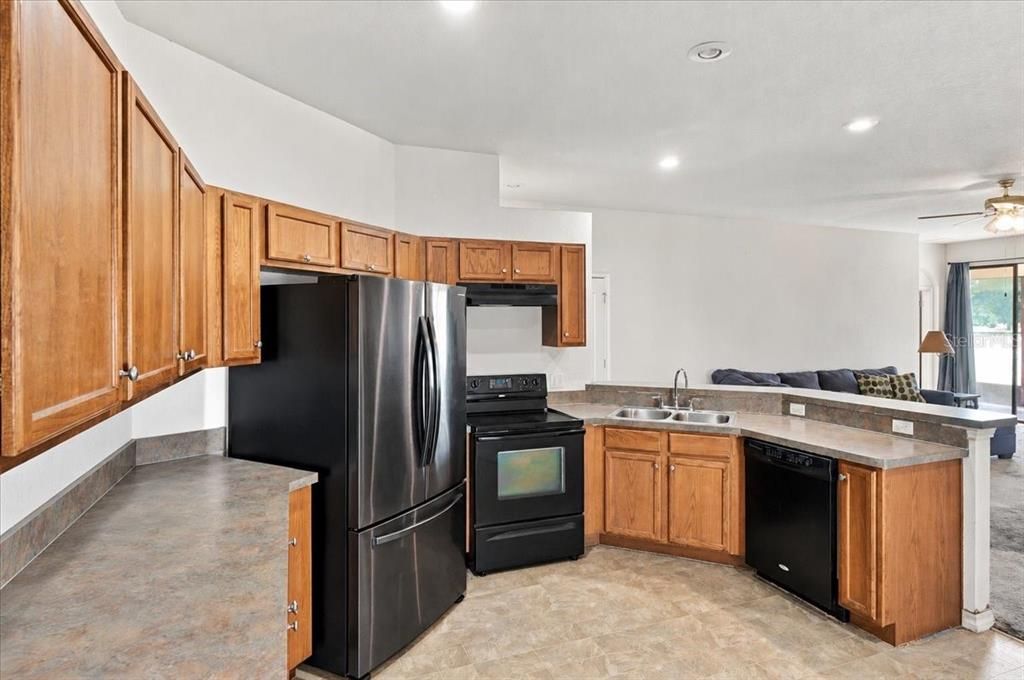 En Venta: $259,900 (3 camas, 3 baños, 1394 Pies cuadrados)