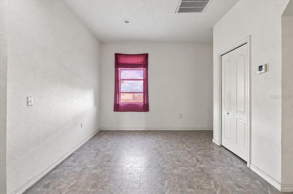 En Venta: $259,900 (3 camas, 3 baños, 1394 Pies cuadrados)