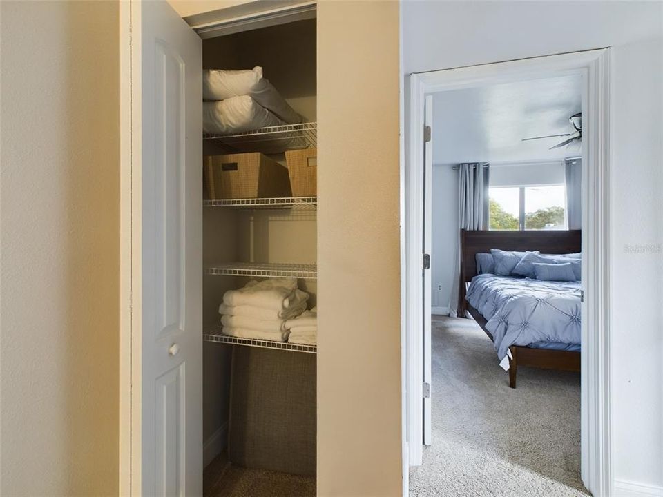 For Rent: $1,700 (2 beds, 1 baths, 1158 Square Feet)