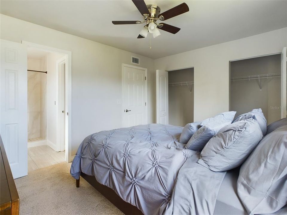 For Rent: $1,700 (2 beds, 1 baths, 1158 Square Feet)