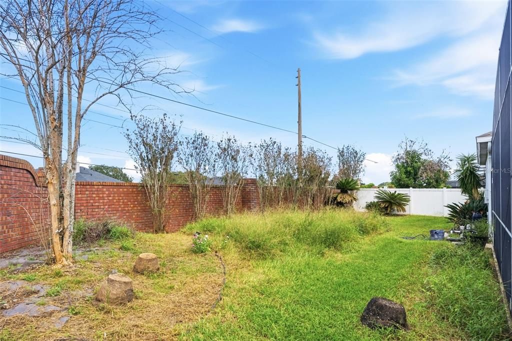 Active With Contract: $500,000 (4 beds, 3 baths, 2251 Square Feet)
