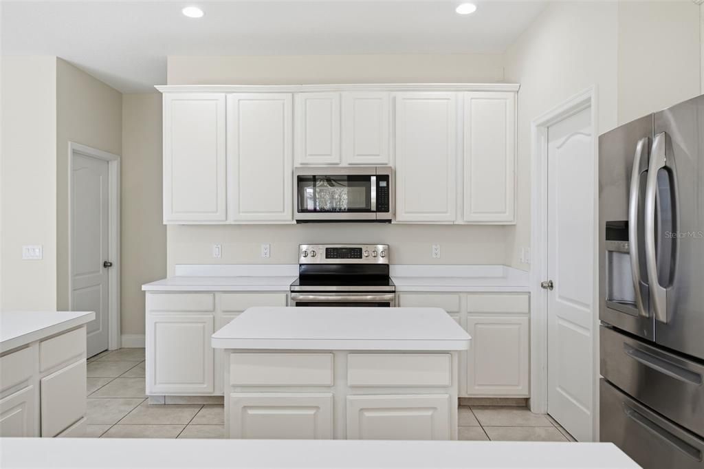 Active With Contract: $500,000 (4 beds, 3 baths, 2251 Square Feet)