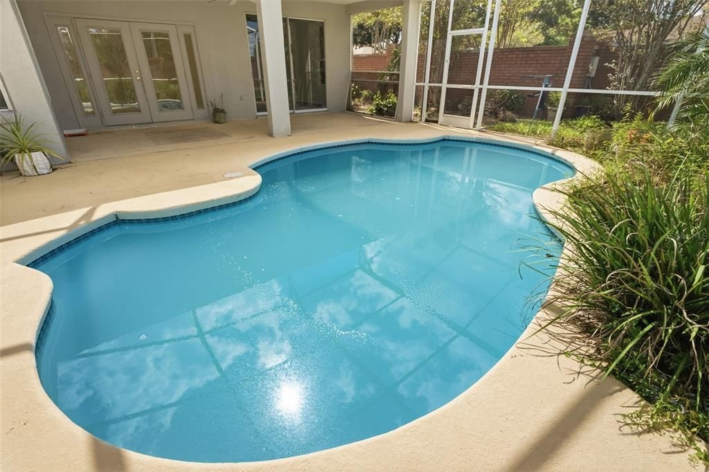 Active With Contract: $500,000 (4 beds, 3 baths, 2251 Square Feet)