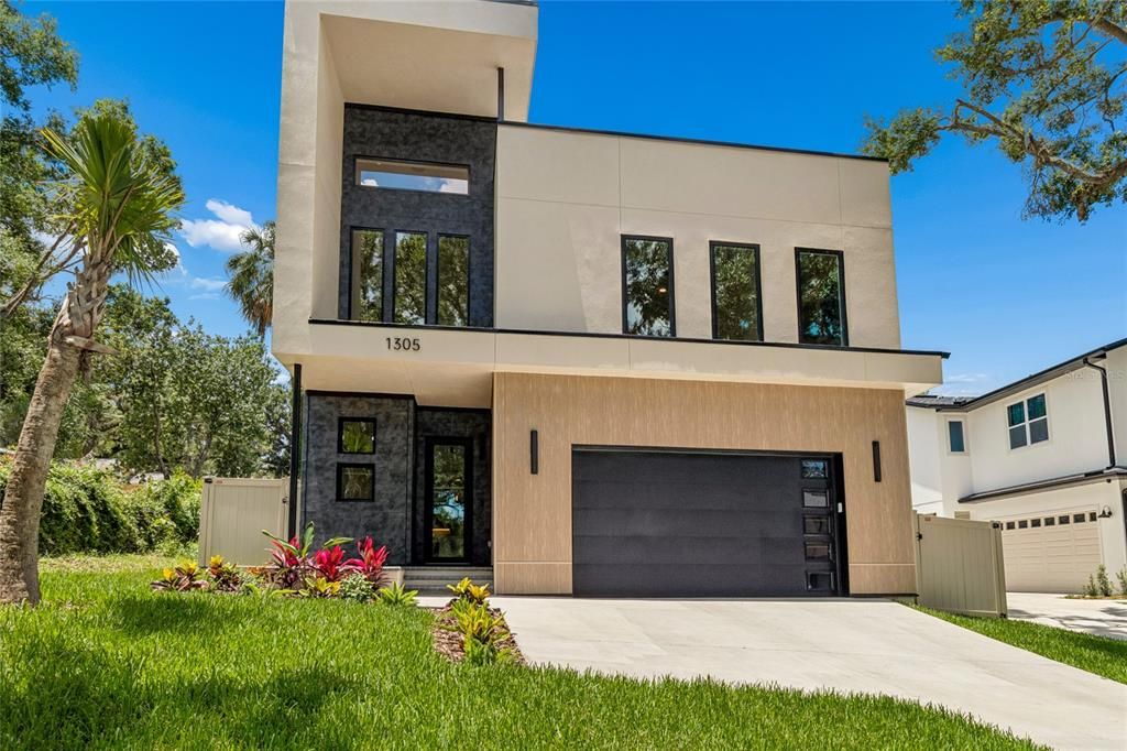 For Rent: $4,500 (3 beds, 2 baths, 2165 Square Feet)