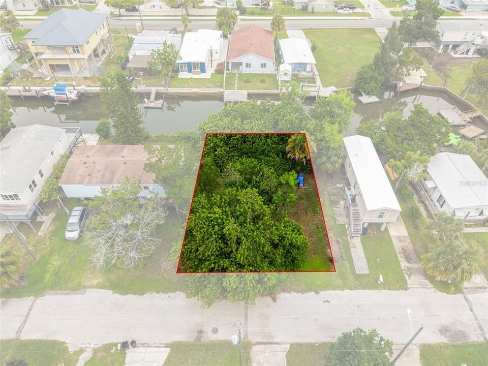 En Venta: $65,000 (0.11 acres)