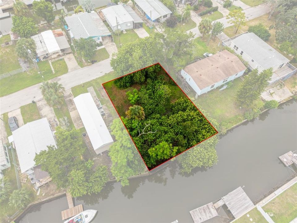 En Venta: $65,000 (0.11 acres)