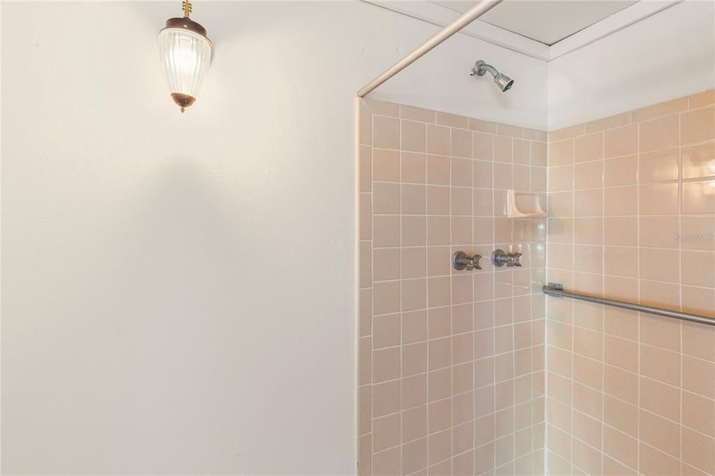В аренду: $1,940 (2 спален, 1 ванн, 928 Квадратных фут)