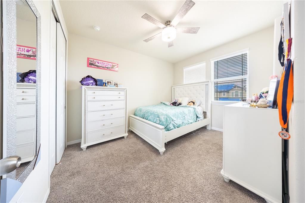 For Sale: $500,000 (3 beds, 2 baths, 2416 Square Feet)