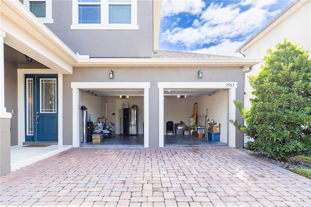 For Sale: $500,000 (3 beds, 2 baths, 2416 Square Feet)