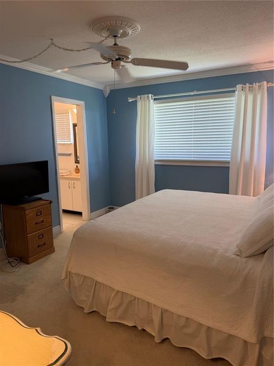 For Sale: $184,900 (2 beds, 2 baths, 1195 Square Feet)