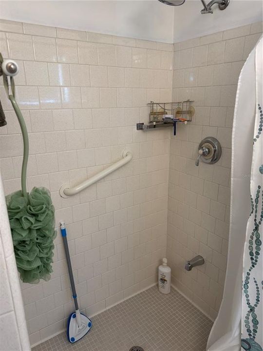 For Sale: $184,900 (2 beds, 2 baths, 1195 Square Feet)