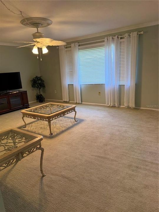For Sale: $184,900 (2 beds, 2 baths, 1195 Square Feet)