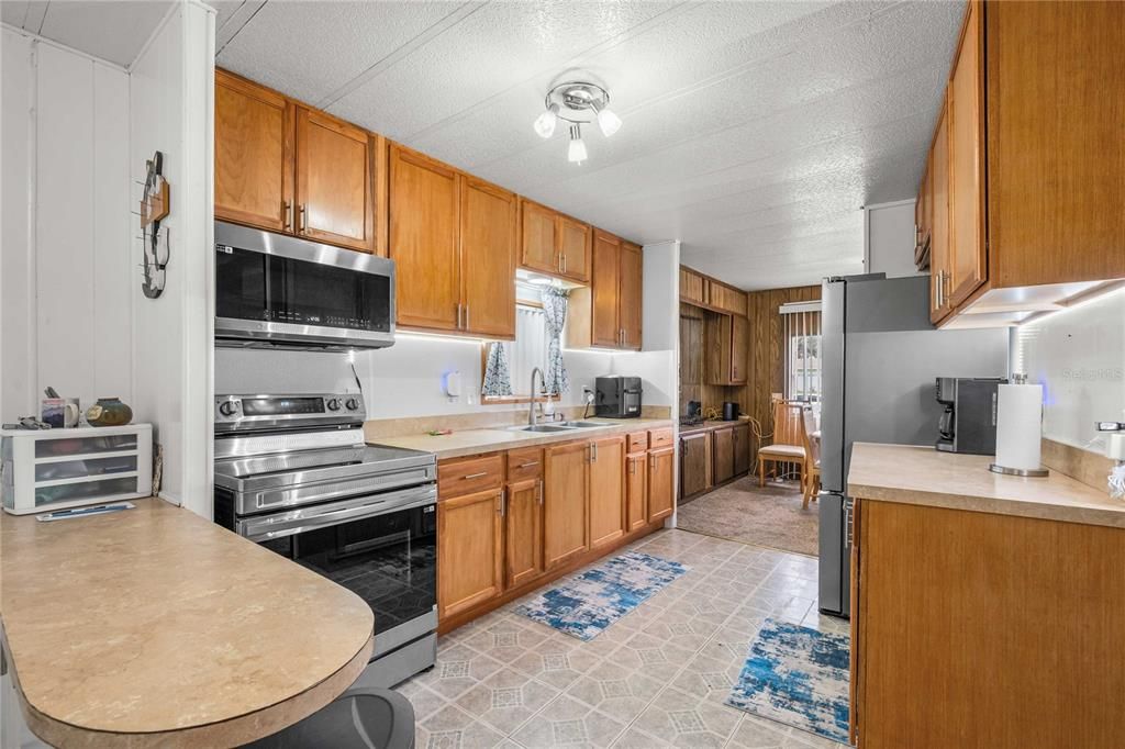 En Venta: $144,900 (2 camas, 2 baños, 1200 Pies cuadrados)