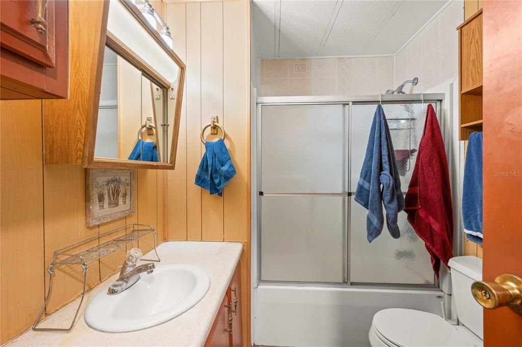 En Venta: $144,900 (2 camas, 2 baños, 1200 Pies cuadrados)