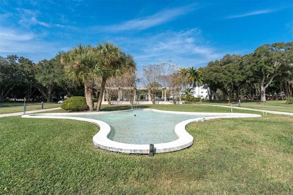 For Sale: $179,000 (2 beds, 2 baths, 1370 Square Feet)