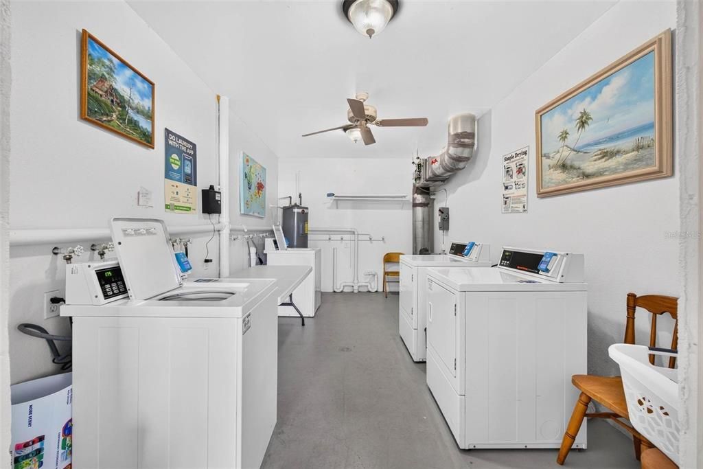 For Sale: $179,000 (2 beds, 2 baths, 1370 Square Feet)