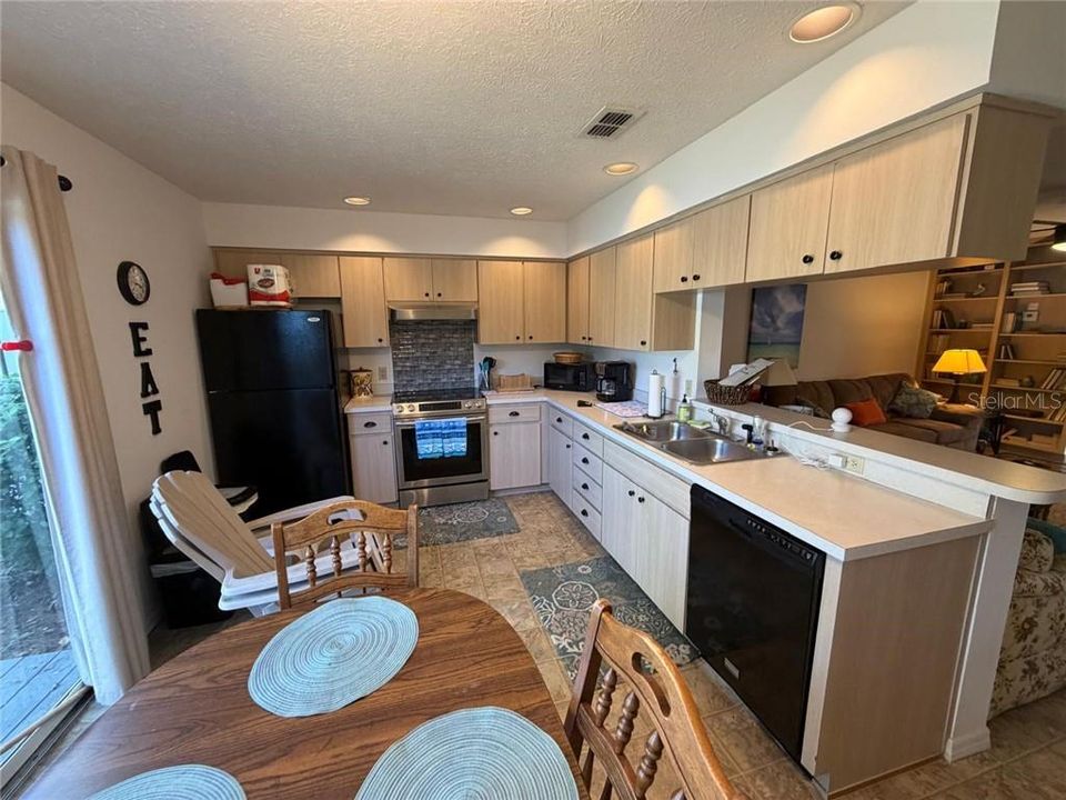En Venta: $218,000 (2 camas, 1 baños, 1084 Pies cuadrados)