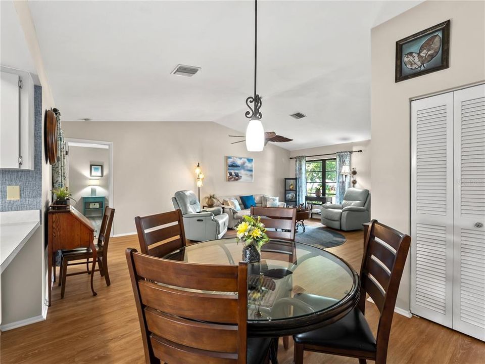 For Sale: $365,000 (2 beds, 2 baths, 1680 Square Feet)