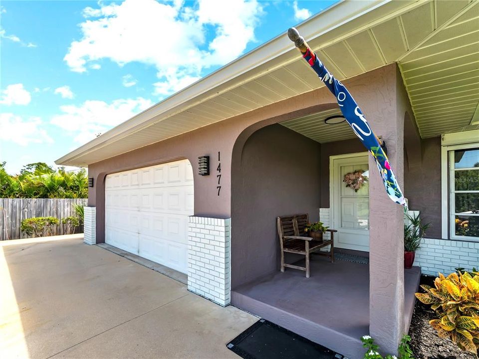For Sale: $365,000 (2 beds, 2 baths, 1680 Square Feet)