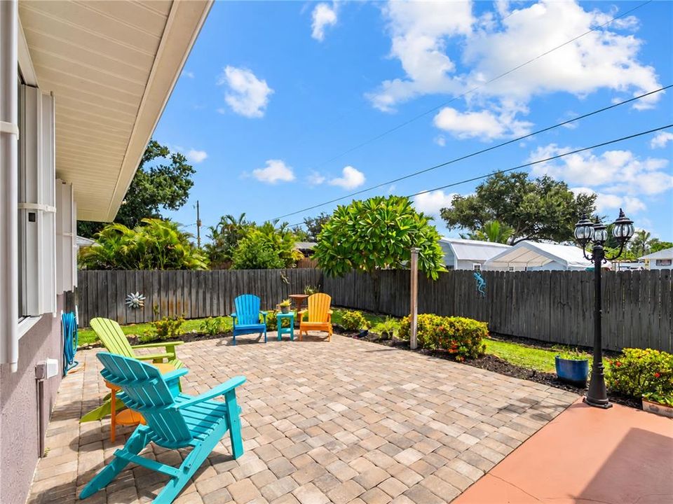 For Sale: $365,000 (2 beds, 2 baths, 1680 Square Feet)
