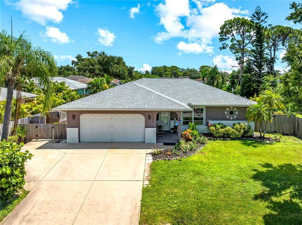 For Sale: $365,000 (2 beds, 2 baths, 1680 Square Feet)