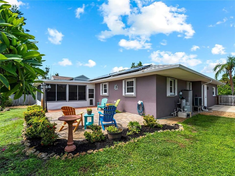 For Sale: $365,000 (2 beds, 2 baths, 1680 Square Feet)