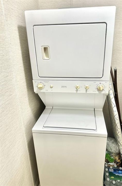 待售: $198,500 (2 贝兹, 2 浴室, 1200 平方英尺)