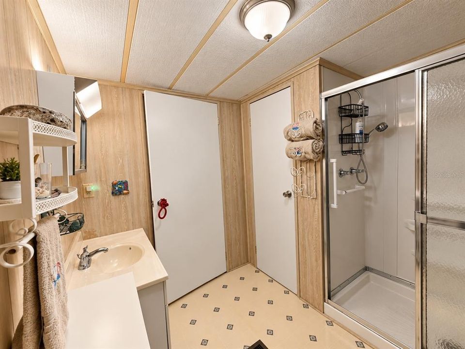 For Sale: $86,500 (2 beds, 2 baths, 1248 Square Feet)