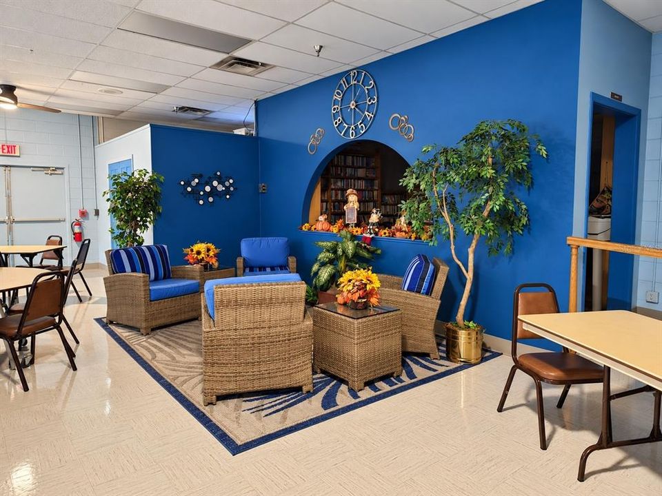 For Sale: $86,500 (2 beds, 2 baths, 1248 Square Feet)