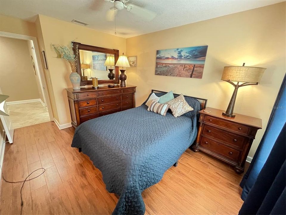 En Venta: $478,500 (2 camas, 2 baños, 1628 Pies cuadrados)