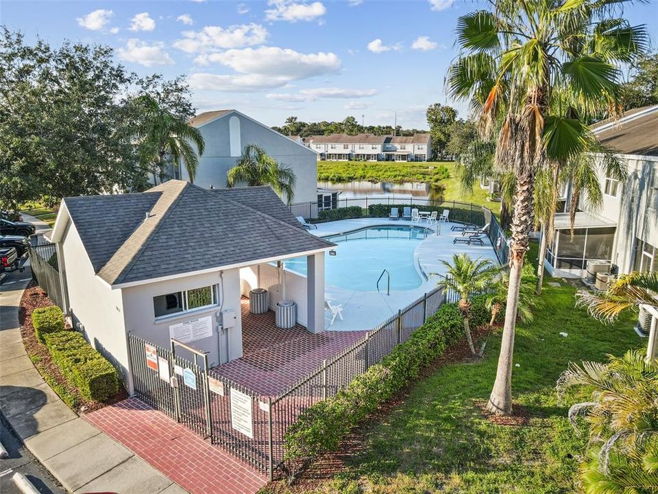 For Rent: $1,995 (2 beds, 2 baths, 1360 Square Feet)