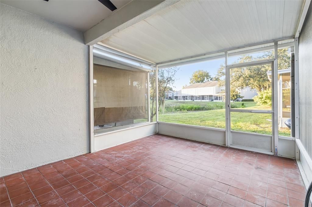 For Rent: $1,995 (2 beds, 2 baths, 1360 Square Feet)