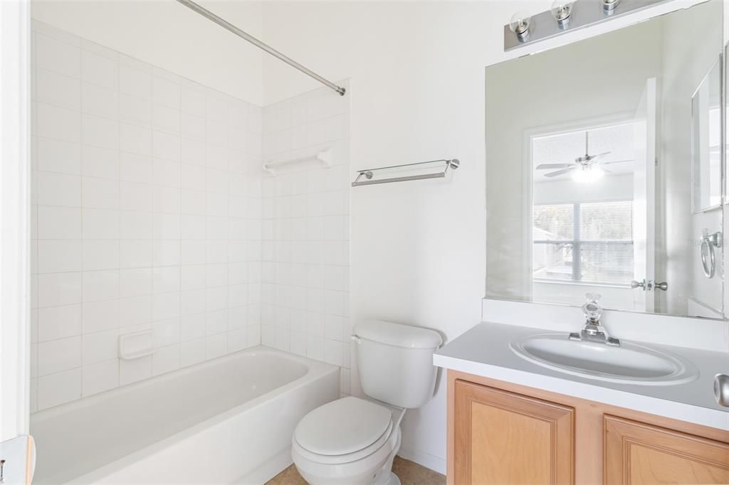 For Rent: $1,995 (2 beds, 2 baths, 1360 Square Feet)
