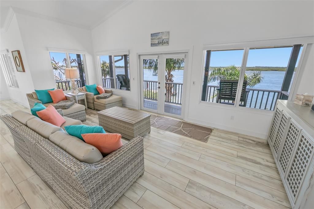For Sale: $5,200,000 (5 beds, 4 baths, 4124 Square Feet)