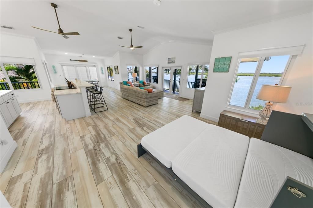 For Sale: $5,200,000 (5 beds, 4 baths, 4124 Square Feet)