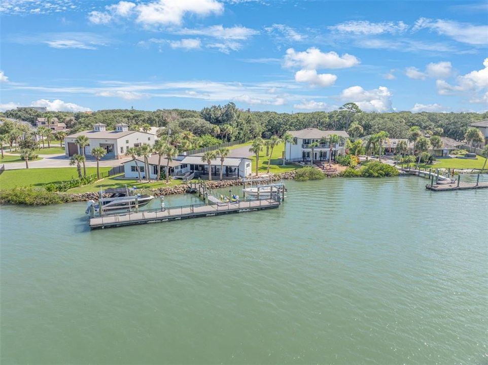 For Sale: $5,200,000 (5 beds, 4 baths, 4124 Square Feet)