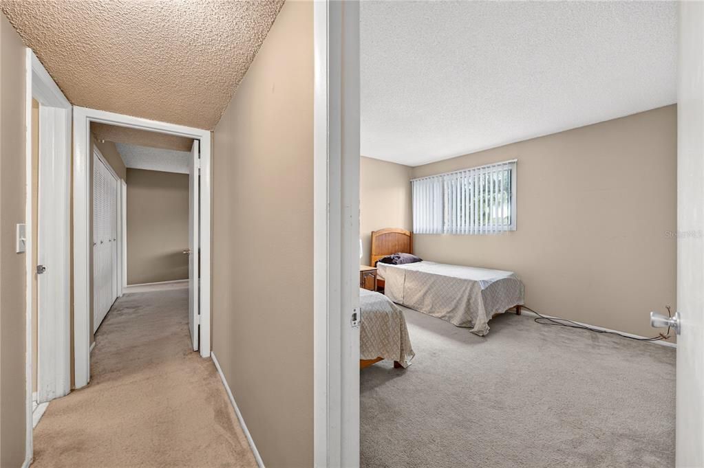 For Sale: $135,000 (2 beds, 2 baths, 897 Square Feet)